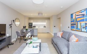 Dragon Suites - Edinburgh City Centre 1 Bed Apartment